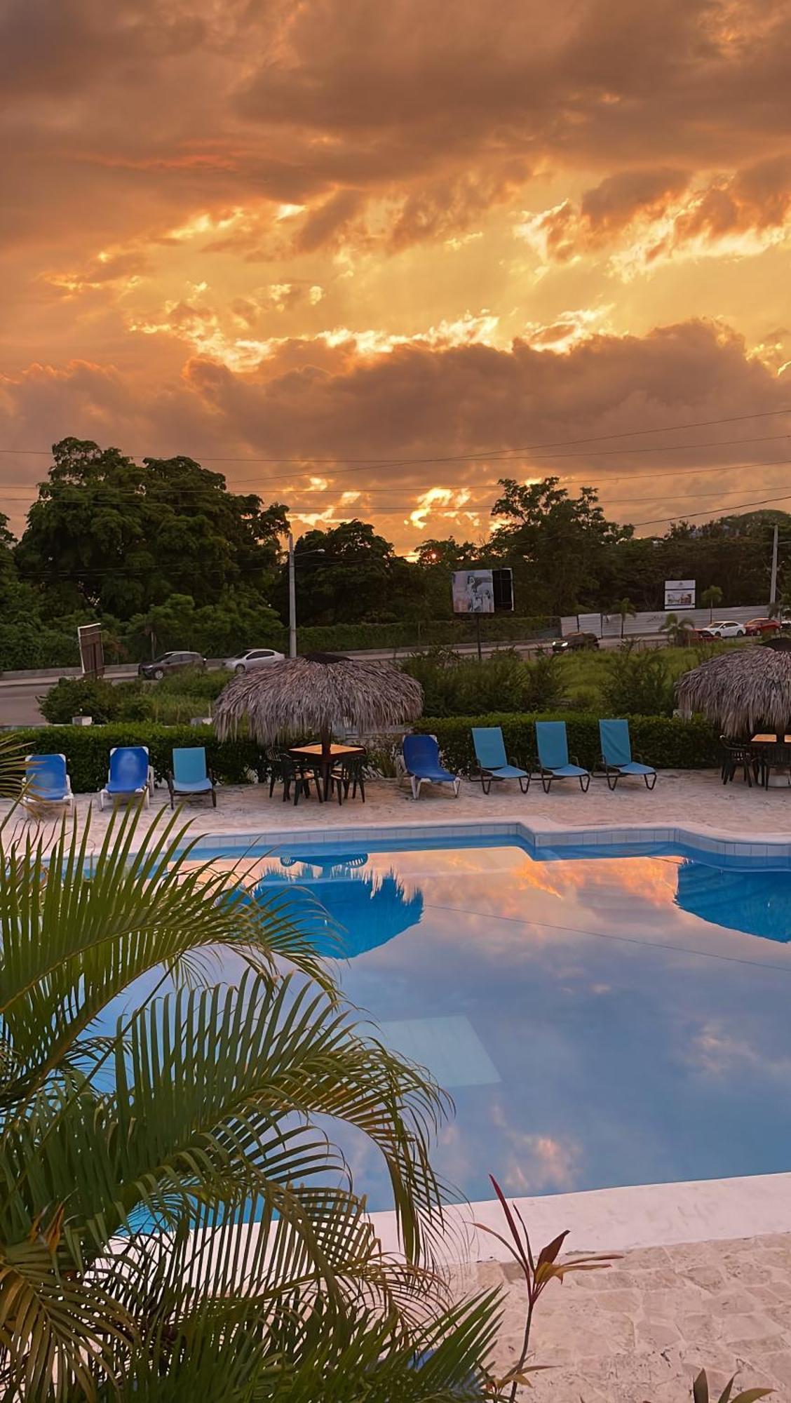 Hotel Sosua Sunset Exterior photo